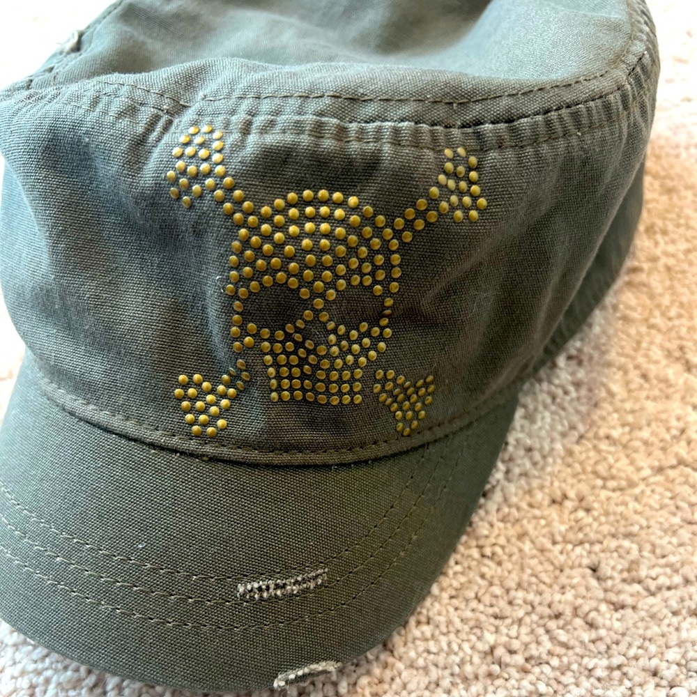 Women’s casual cap